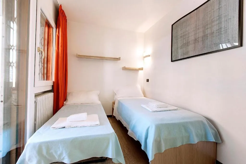 Casa Per Vacanze Liberta Florence Apartment
